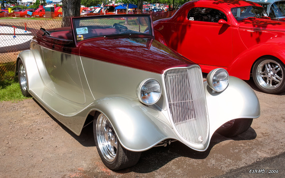 1933 Ford convertible