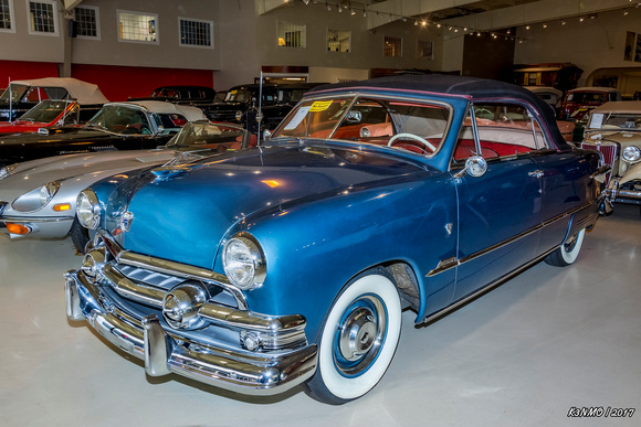 1951 Ford Deluxe convertible