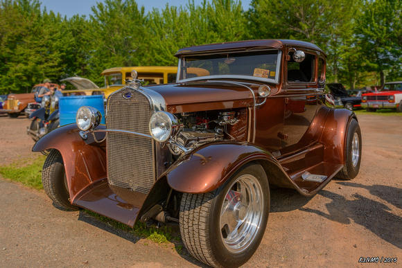 1930 Ford Model A coupe "hot rod"