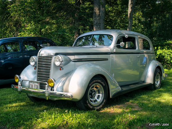 1938 Nash 2 door sedan