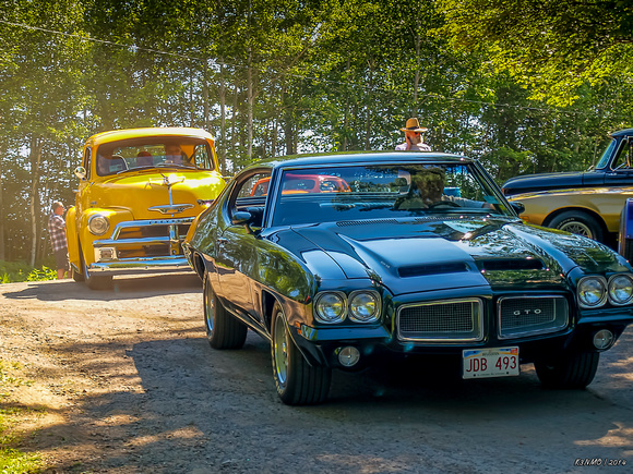 1971 Pontiac GTO & 1950s Chevy pickup
