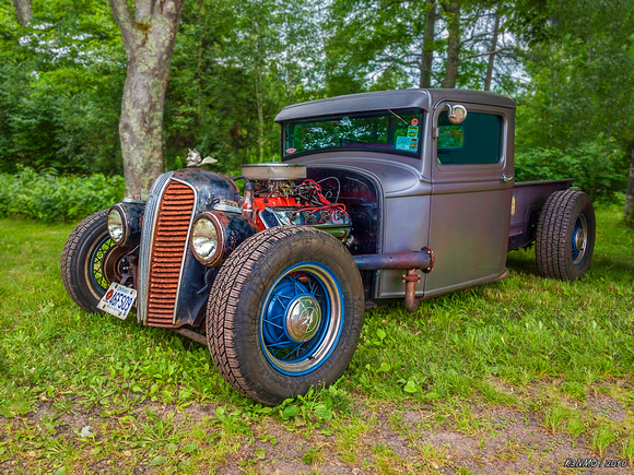 1934 Ford hot rod pickup - "Hemi Powered"