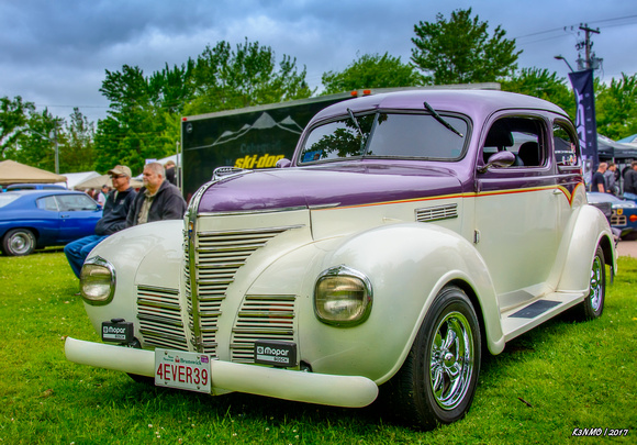1939 Plymouth P7