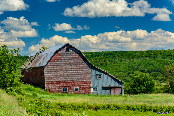 Old Barn on Route 289 East