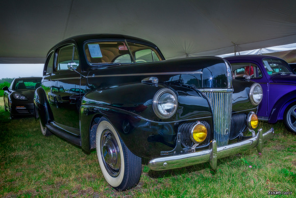 1941 Ford Deluxe Tudor