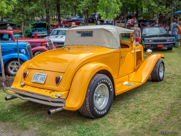 1930 Plymouth roadster "hot rod"