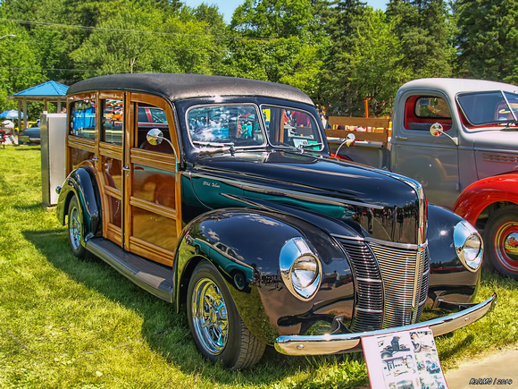 1940 Ford Deluxe "Woodie"