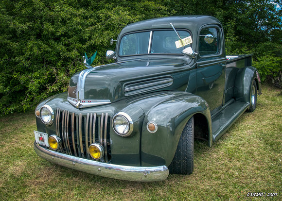 1945 Ford pickup