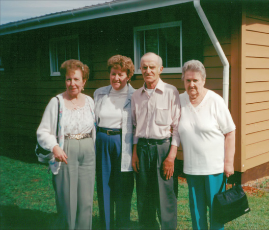 Mom, Aunt Marie, Uncle Leo and Aunt Gertrude (Buzzie). Only Aunt Marie survives...