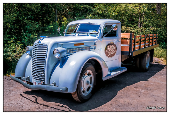 1938 Diamond T stakebed truck
