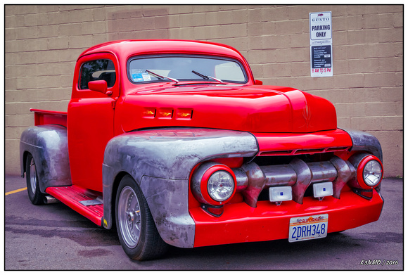 1952 Ford pickup truck