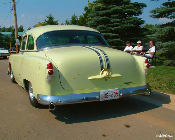 1953 Pontiac lowrider