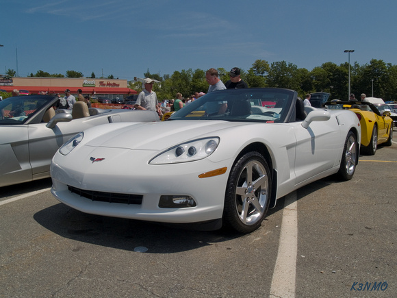 2006 Corvette white convertible