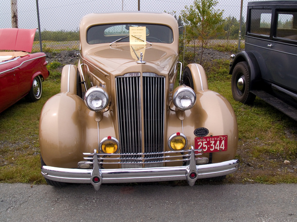 1936 Packard 120 Coupe