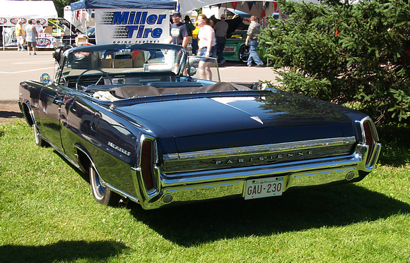 1964 Pontiac convertible