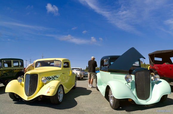 Street Rods - 1934 Ford & 1934 Chevy