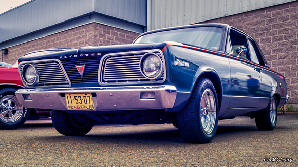 1966 Plymouth Valiant 100