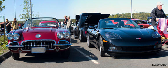 1959 & 2005 Corvettes