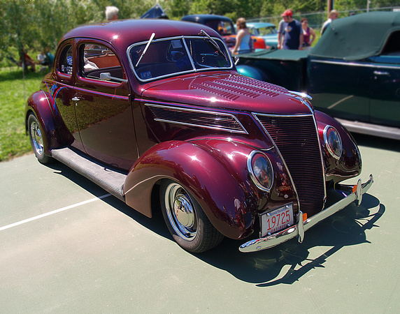 1937 Ford streetrod